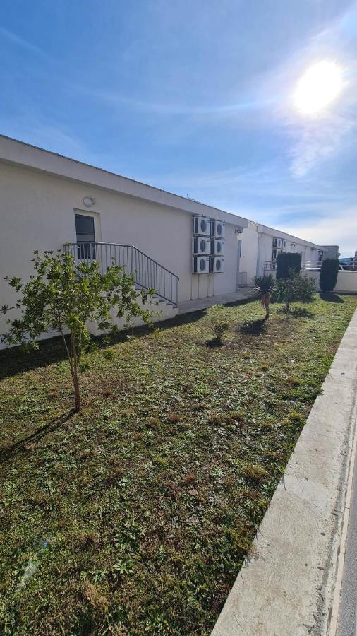 Irish Apartment Complex Budva Exterior photo